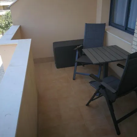 6beds Apartment *